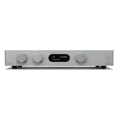 Audiolab 8300A Silver1